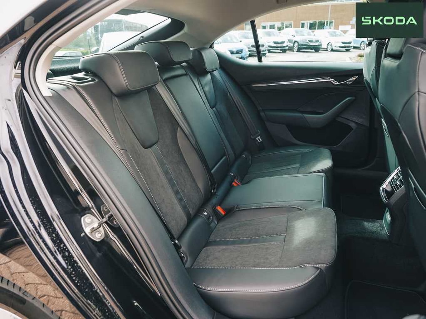 SKODA Octavia Hatchback 1.5 TSI ACT SE L (150PS)
