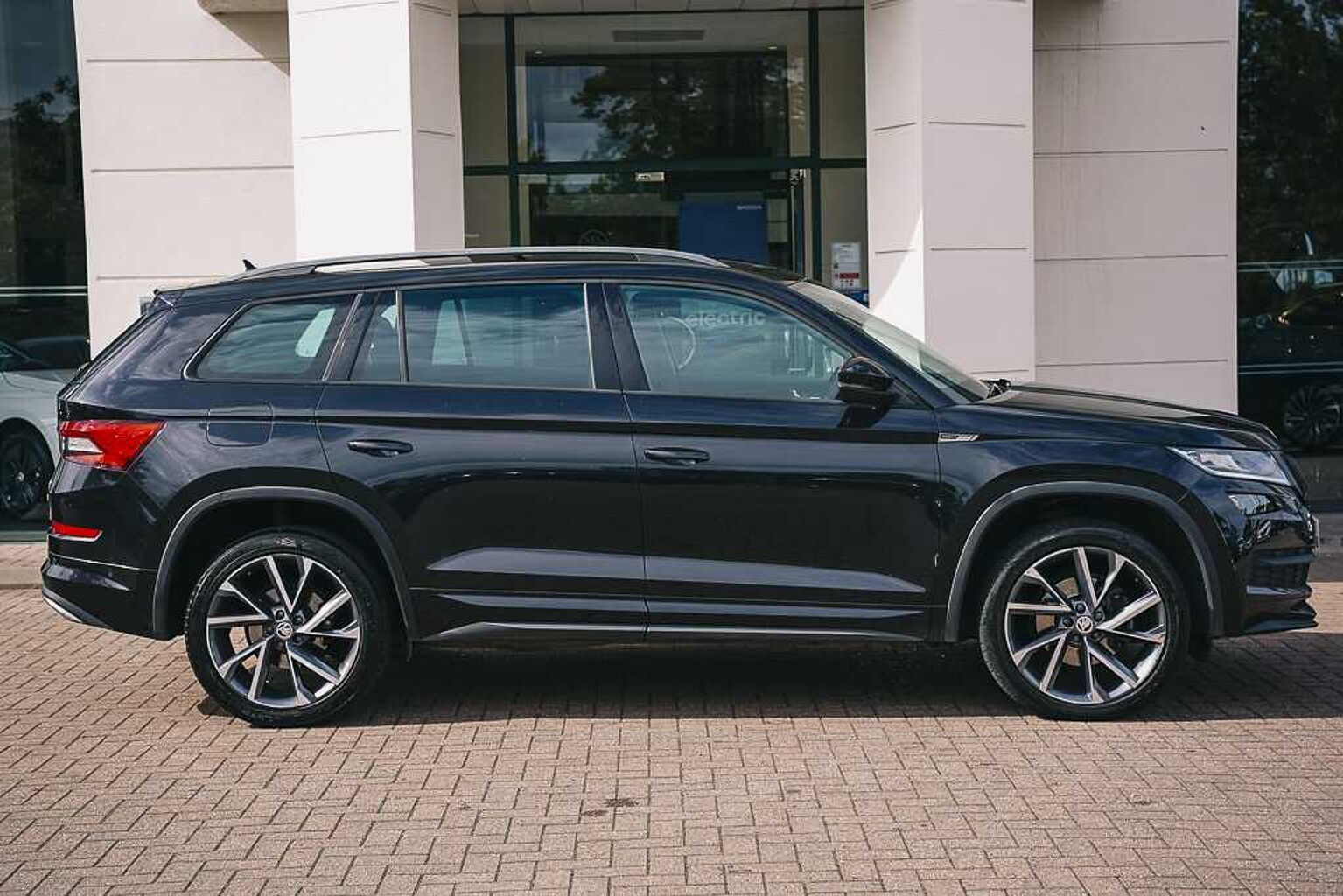 SKODA Kodiaq 2.0TDI (150ps) 4X4 Sportline (7 Seats) DSG (Adaptive Cruise Control)