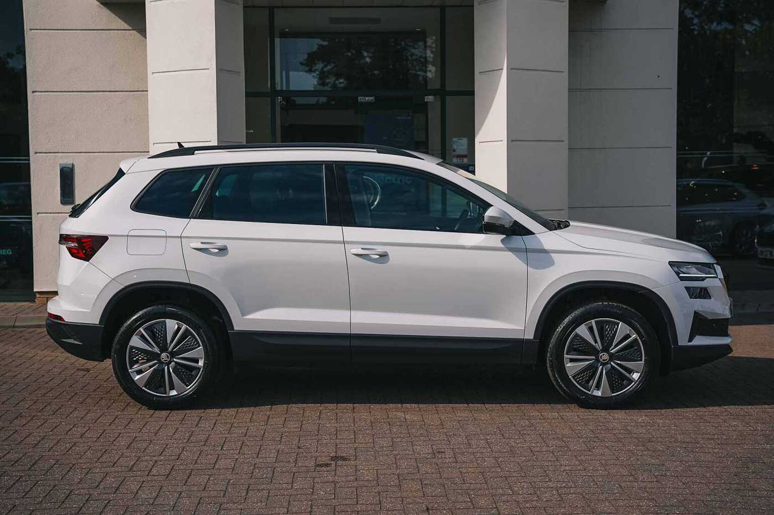 SKODA Karoq SUV 1.5 TSI (150ps) SE Drive ACT DSG