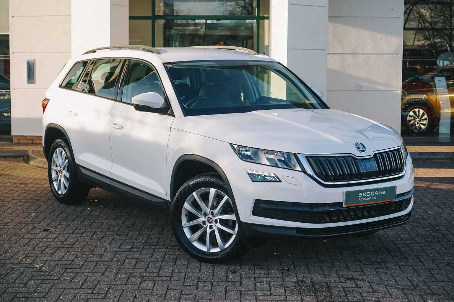 SKODA Kodiaq 1.5TSI (150ps) SE (7 seats) ACT DSG SUV(Heated Seats, Heated Steering Wheel)